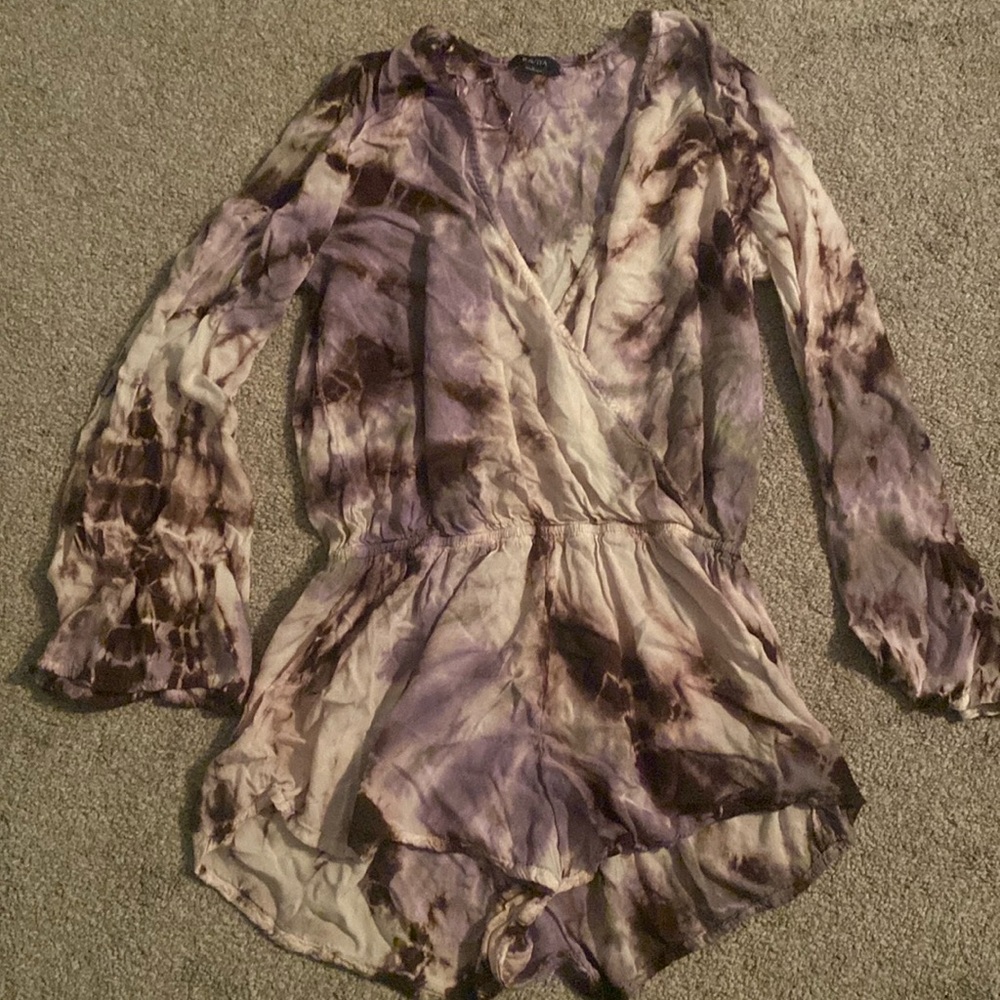 NWOT RAVIYA tie dye romper Sz S